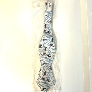 DAZI Bow Tie Adjustable Blue White Bull Skull & Feather Print 100% Cotton NEW